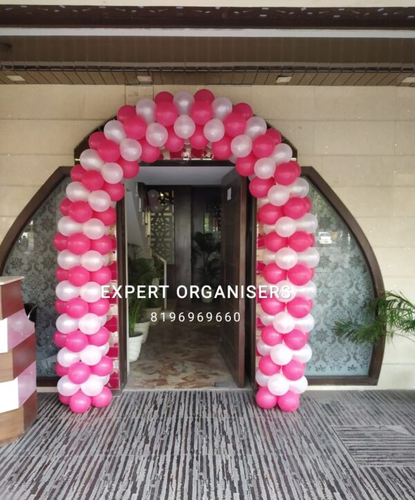 Balloon Arch at Entrance for simple balloon decorations in hotel near me